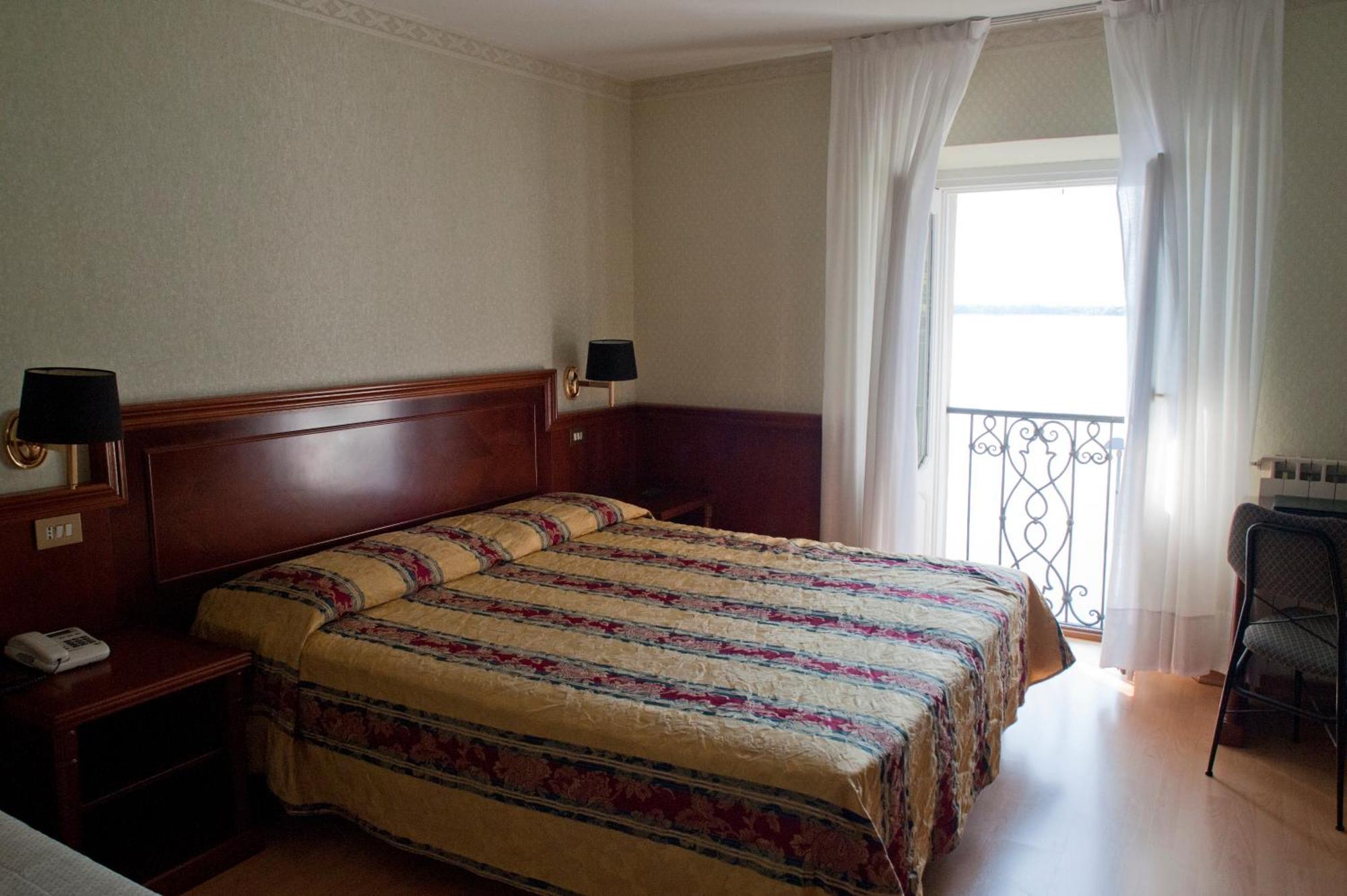Hotel Due Palme 메르고초 외부 사진