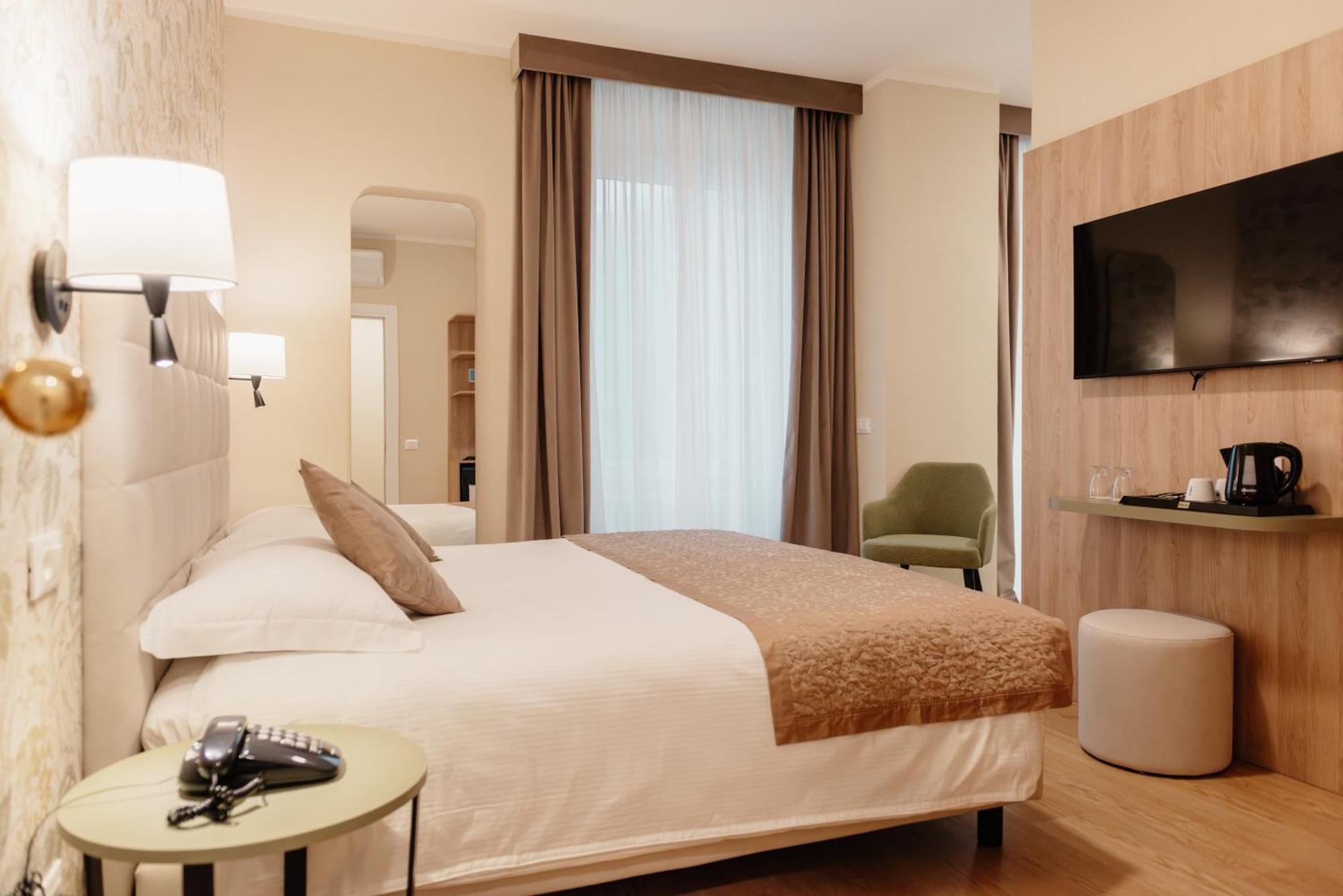 Hotel Due Palme 메르고초 외부 사진