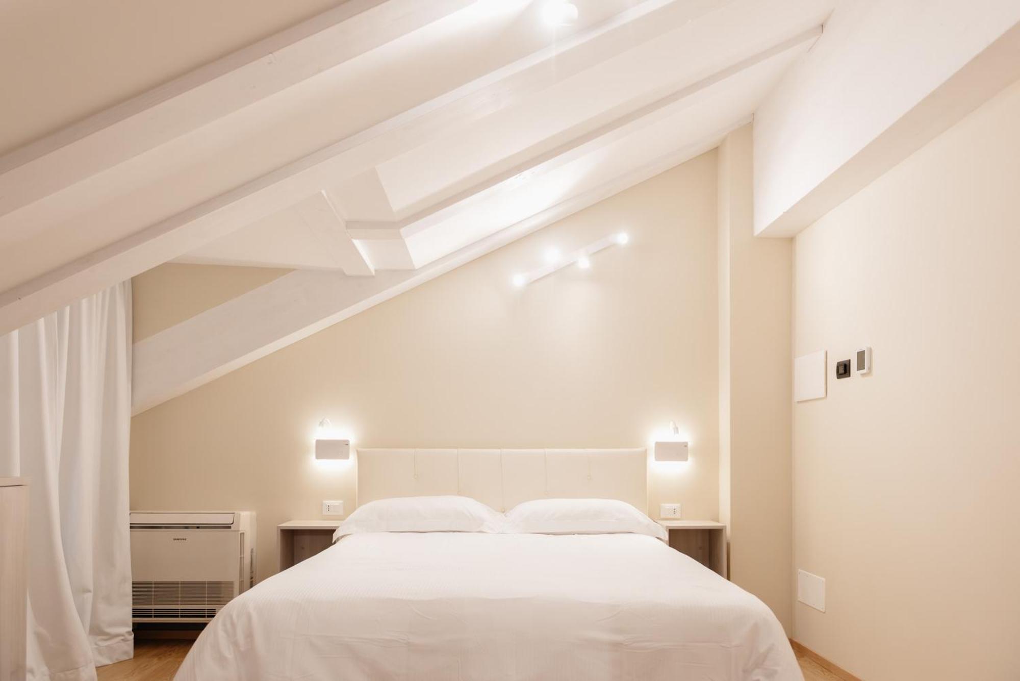 Hotel Due Palme 메르고초 외부 사진