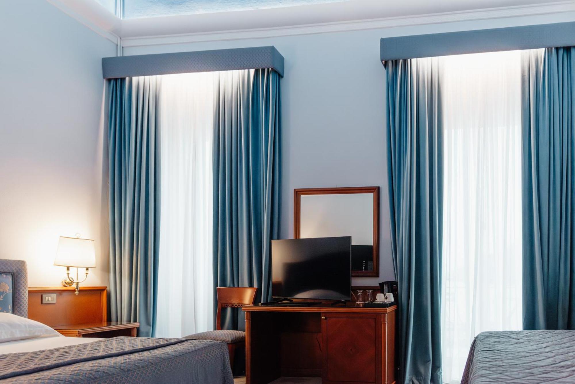 Hotel Due Palme 메르고초 외부 사진